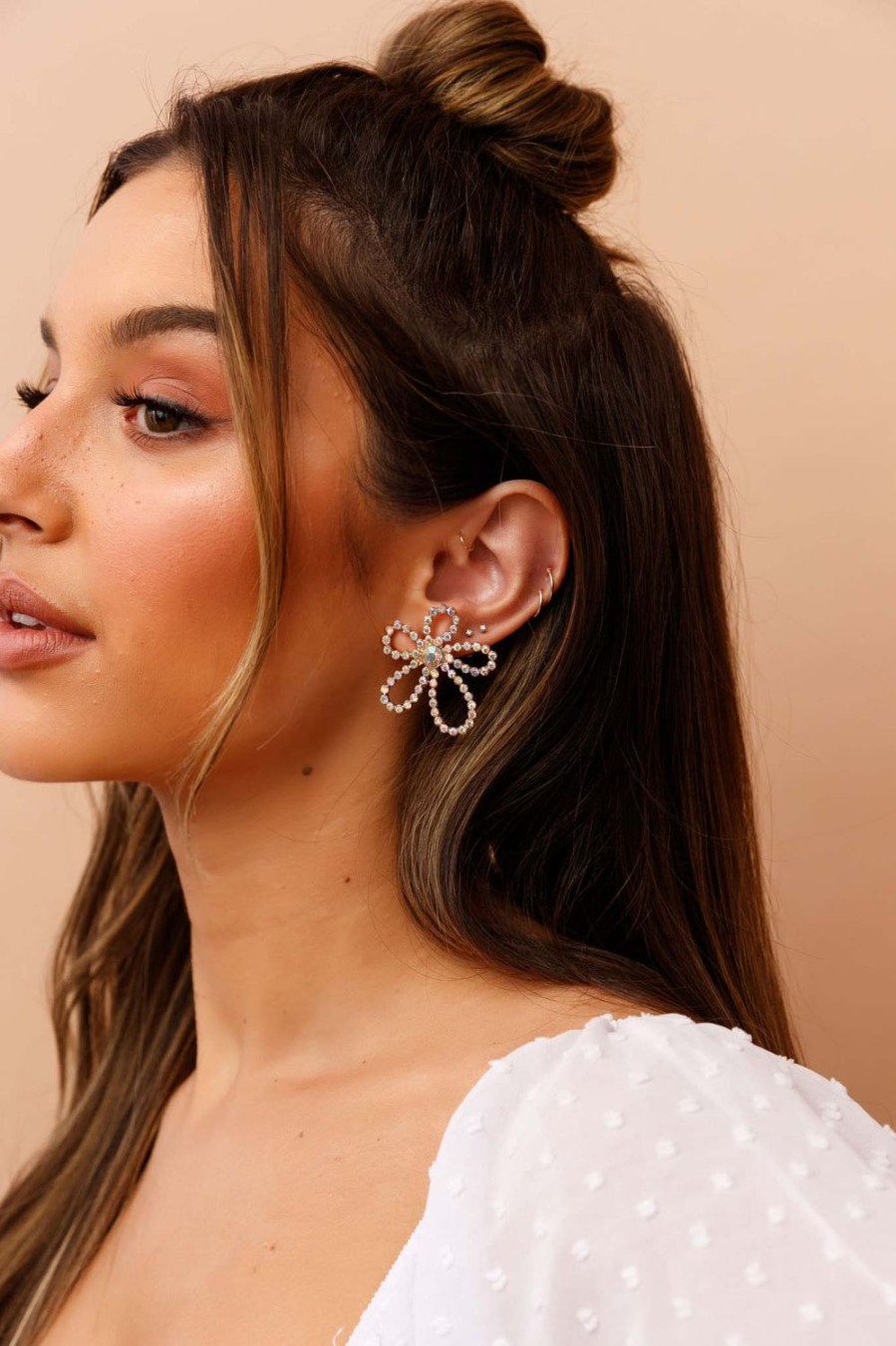 Earrings | Sage and Paige Crystal Daisy Earrings