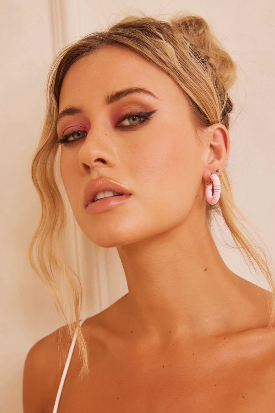 Earrings | Sage and Paige Nice Try Solid Earrings - Pink